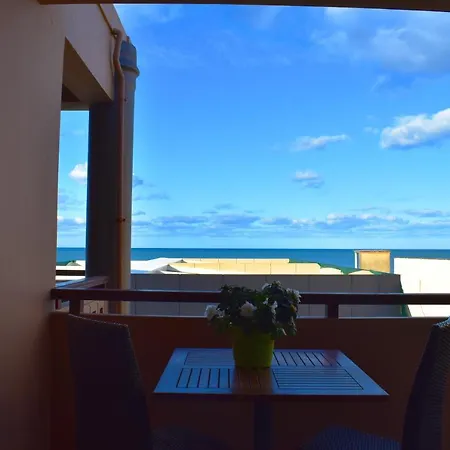 Ariadne Apart Otel Platanés